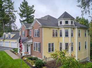 8 Calista Ter, Westford, MA 01886