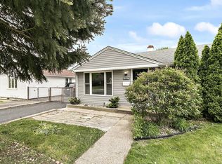 4607 W 89th St, Hometown, IL 60456