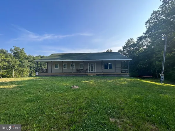555 Sawmill Rd, Hedgesville, WV 25427