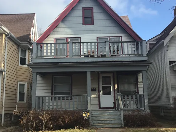 3260 N Newhall St, Milwaukee, WI 53211