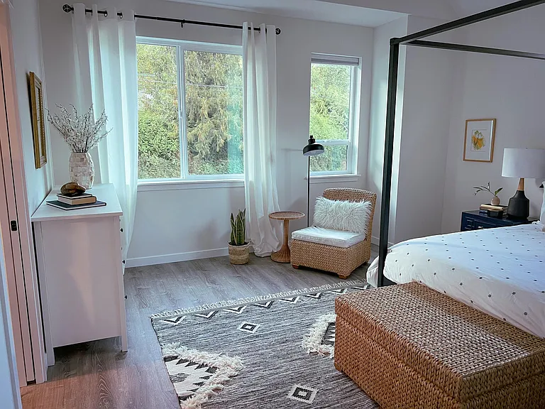 472 E Alder Dr — Photo 10