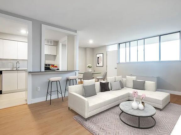 2nd image of 105 W Lodge Ave #112