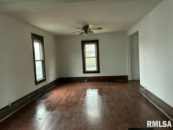 4th image of 732 S Main St