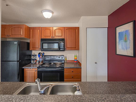4th image of 19230 Forest Park Dr NE #6-321