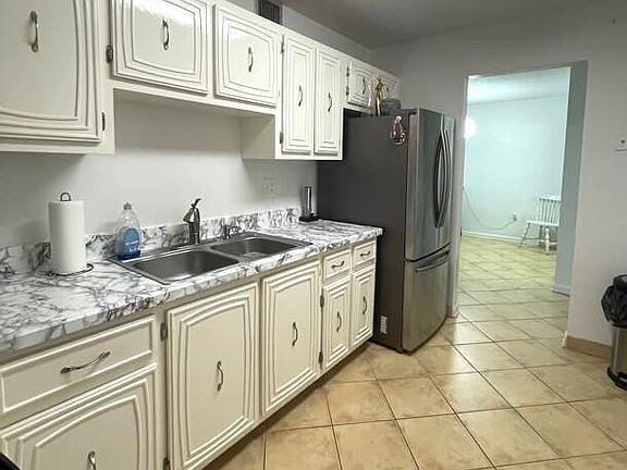 4th image of 2711 N Halifax Ave APT 475