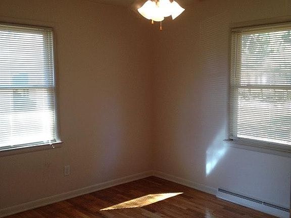 2nd image of 7534 Woodcrest St