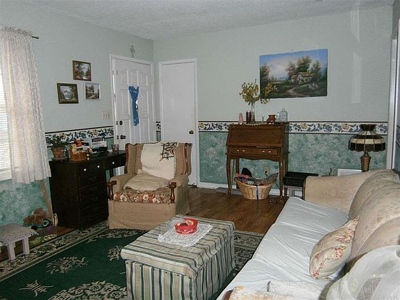2nd image of 7745 Le Grande Dr