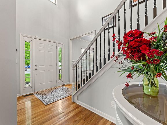 3rd image of 5904 Bretton Pl