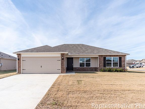 4th image of 1901 Lakehurst Ln