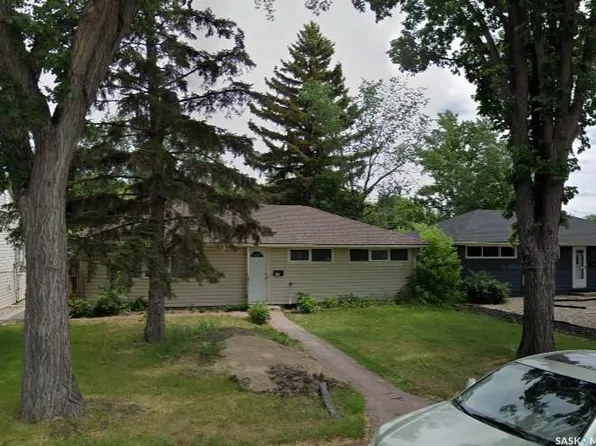 103 Robinson CRESCENT, Regina, SK S4R 3R1