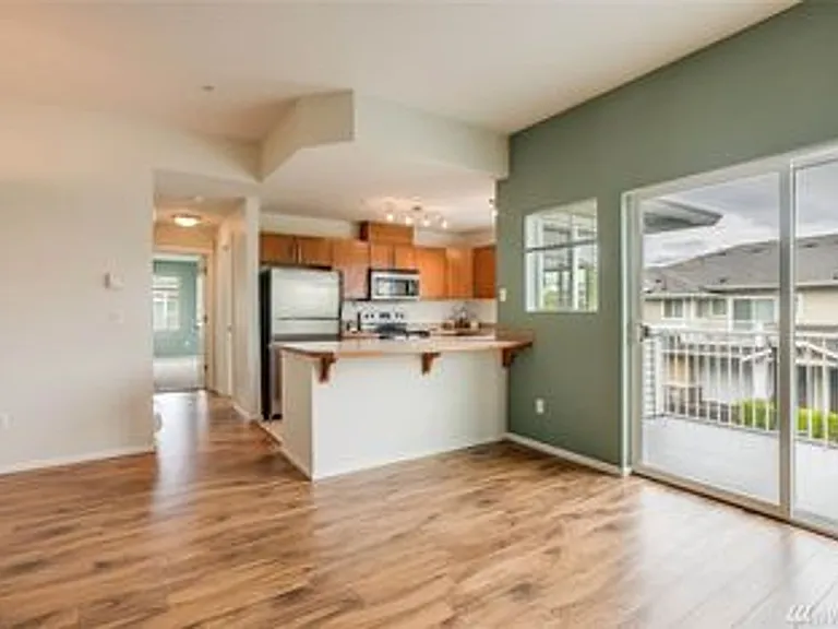 4050 S 212th Ct #D — Photo 11