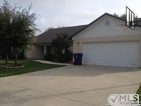 2nd image of 118 Woodland Dr