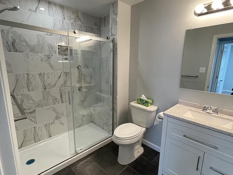 3815 Adelaide Dr — Photo 4