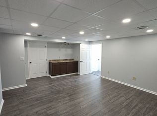 815 Aztec Dr #B, Frederick, MD 21701