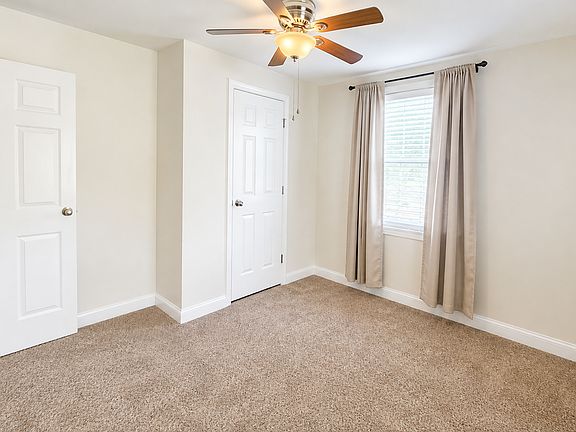5th image of 3912 Victoria Blvd