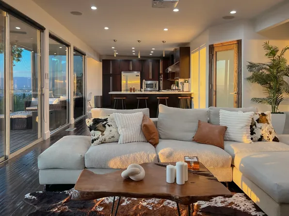 3319 Wrightwood Dr, Studio City, CA 91604