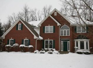 9896 Springstone Rd, McCordsville, IN 46055