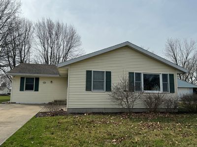 1167 E 2nd St, Coal City, IL, 60416