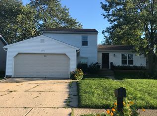101 Brookside Dr, Glendale Heights, IL 60139