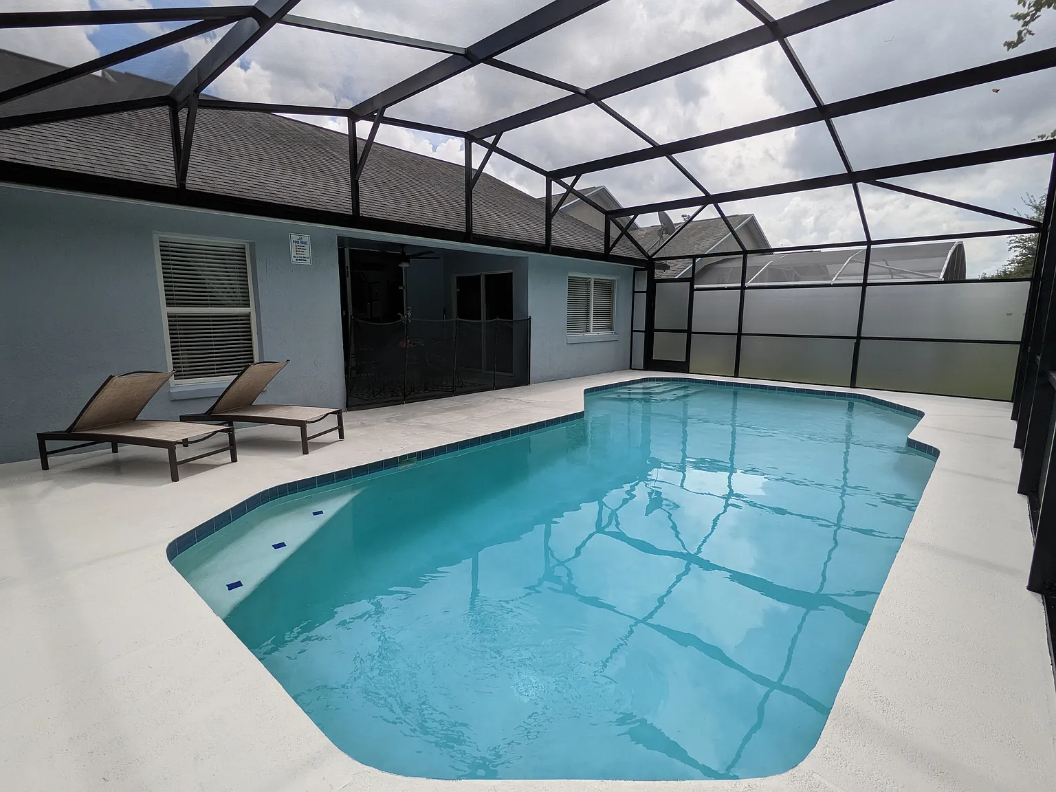 3 bed, 1707 sqft, $3,150 — Photo 2
