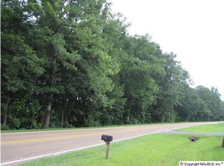 6820 Sunset Dr, Gardendale, AL 35071