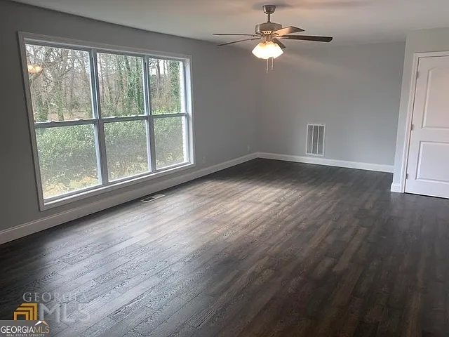 3102 Edgewater Dr — Photo 15