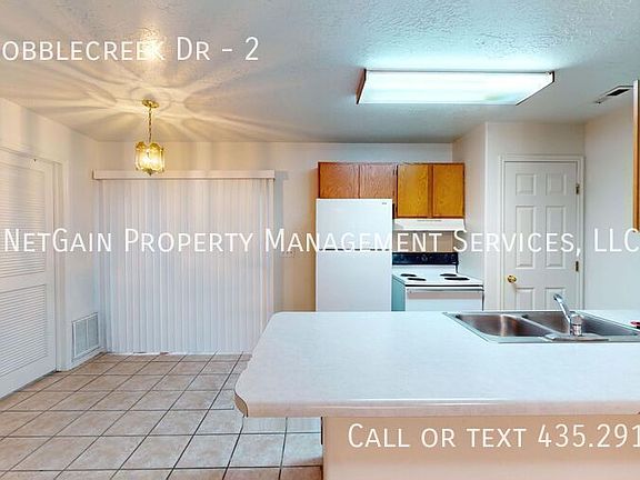 4th image of 293 E Cobblecreek Dr APT 2