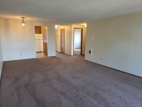 5th image of 2022 E 6th St #11475319
