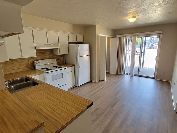 4th image of 705A Vassar Ct