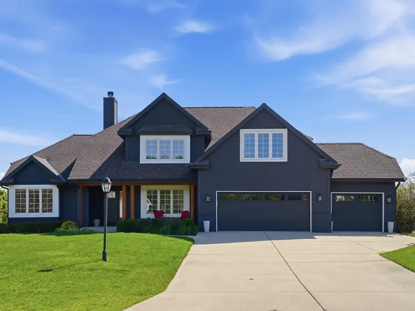 W126N6432 Willow COURT, Menomonee Falls, WI 53051
