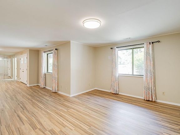 5th image of 5415 Overlook Dr
