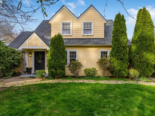 5390 Grove St, West Linn, OR 97068