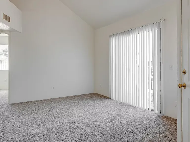 1645 N Kadota Ave #18 — Photo 1