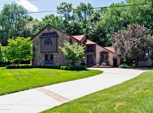 5205 White Tail Cir, Okemos, MI 48864