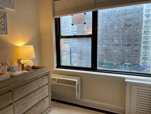 Rented by Bond New York | media 7