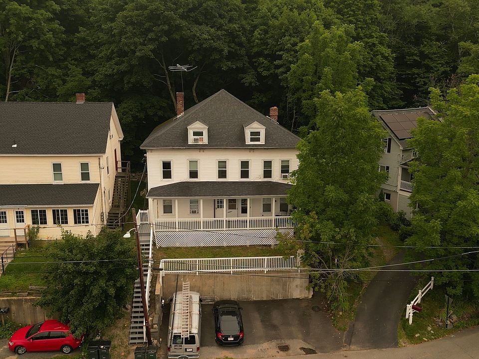 1st image of 1-1 Three Oak St