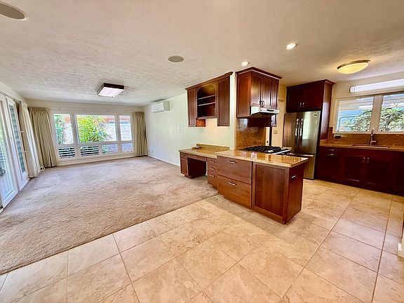 5th image of 4161 Palaumahu St