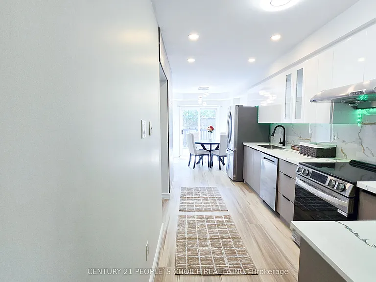 340 Perry Rd — Photo 7