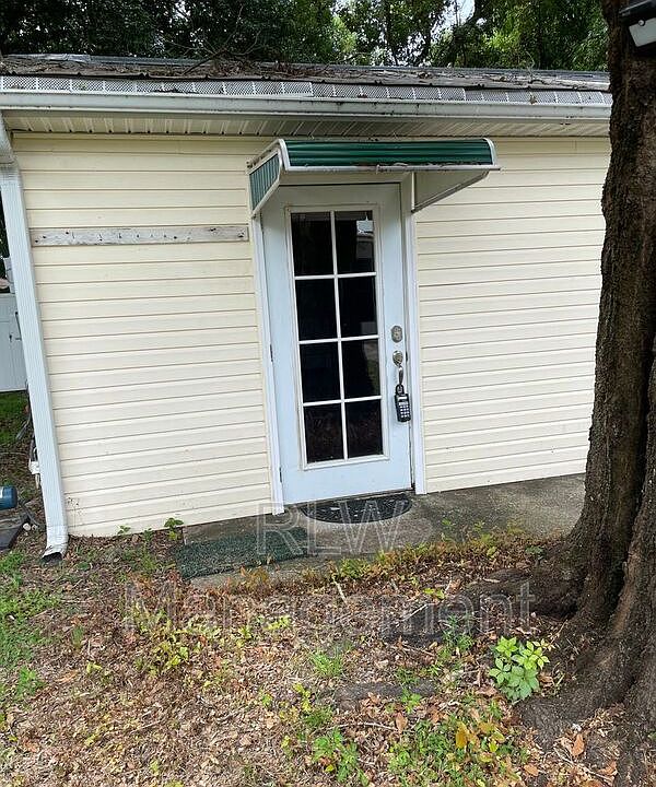 1st image of 711 N Rockingham Ave