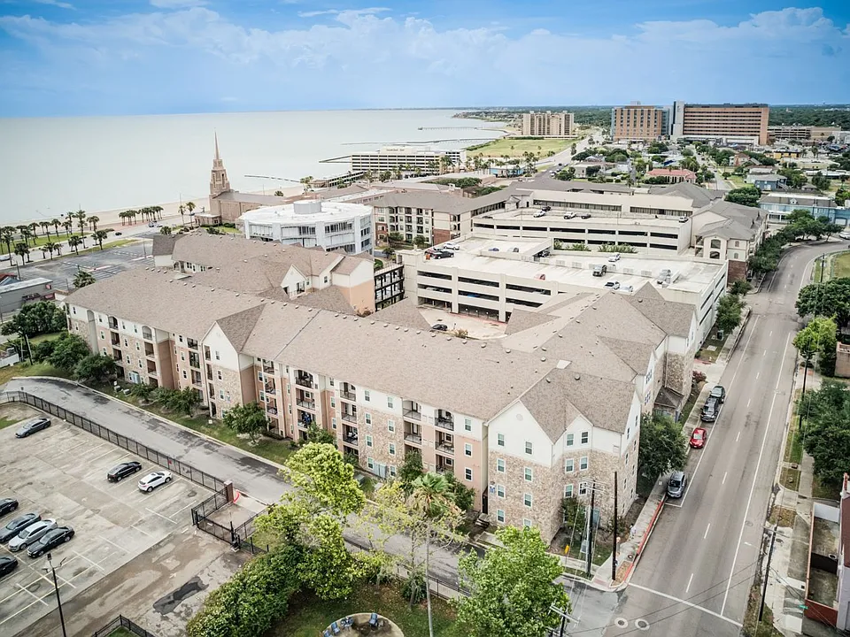 Bay Vista Apartments