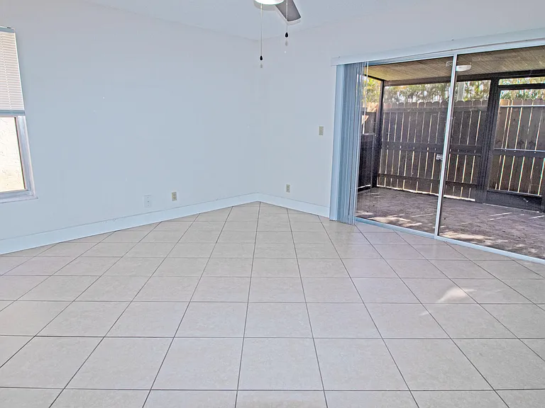 8883 SE Hobe Ridge Ave — Photo 29