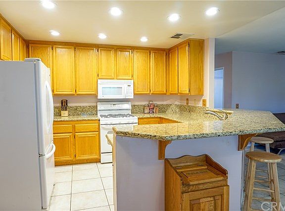 4th image of 3271 W Sunflower Ave