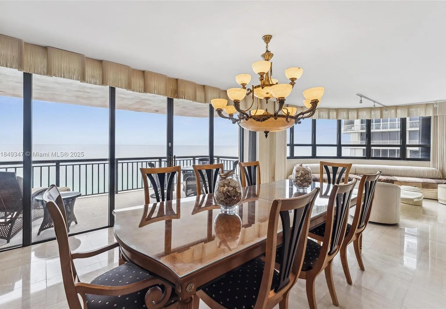 The Tiffany Of Bal Harbour — Photo 4