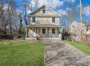 58 Orchid Dr, Kings Park, NY 11754