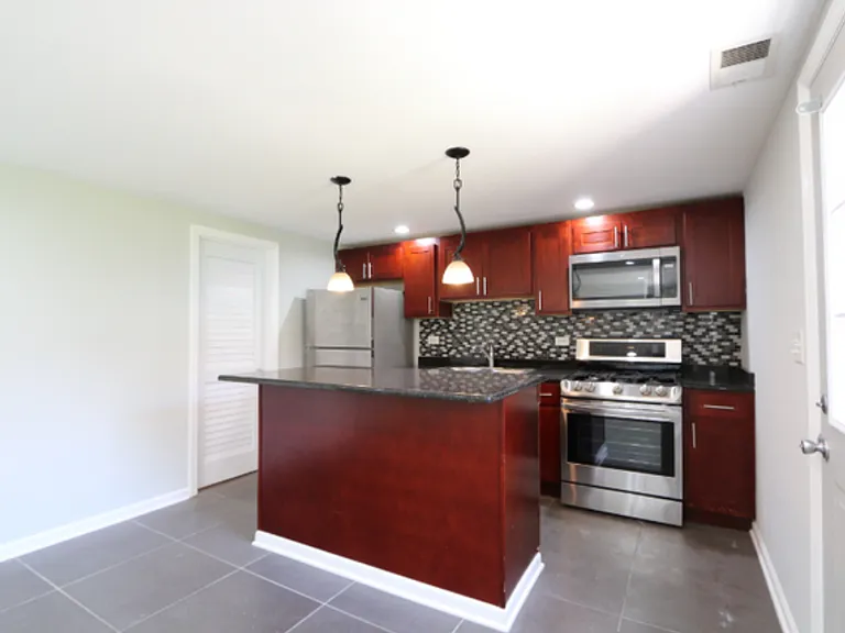 2002 W Cullerton St #1G — Photo 1