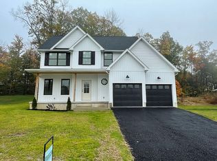 750 Brush Oaks Dr, Altoona, PA 16602
