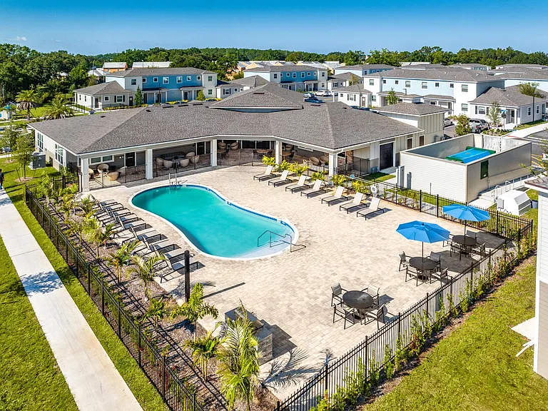 Solamar Apartment Homes Kissimmee — Photo 2
