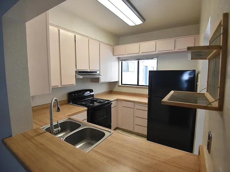 4671 Albany Cir #110 — Photo 17