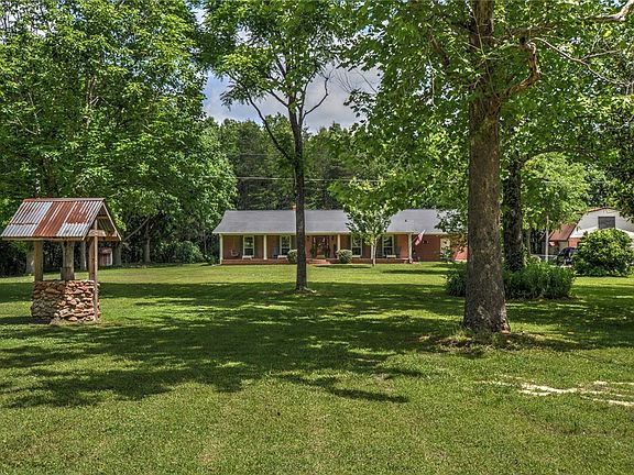 3rd image of 9087 Lee Road 146
