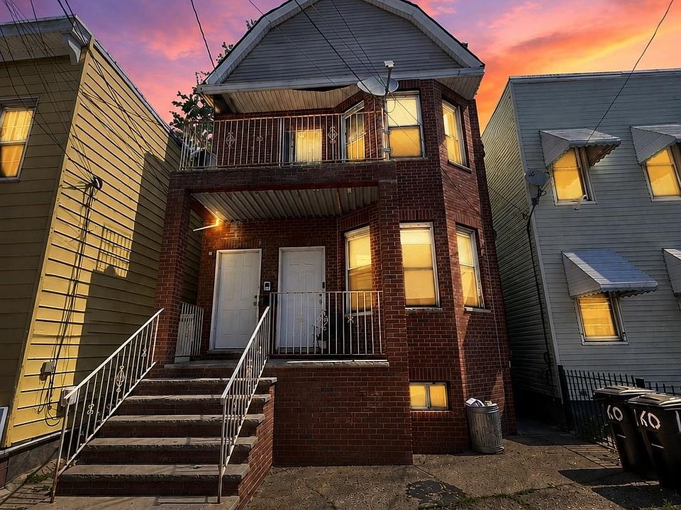 1st image of 160 Fulton Ave